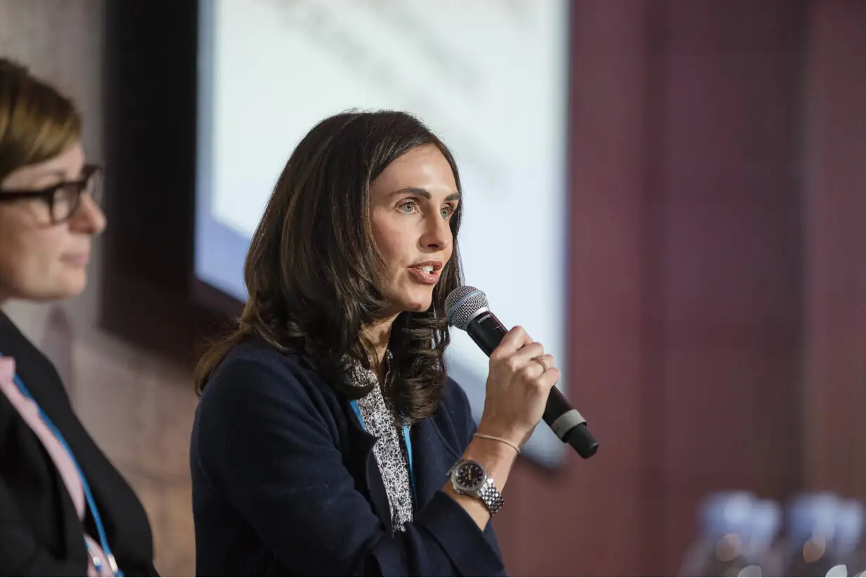 Dr Amy Cohn speaking on an ophthalmology conference panel